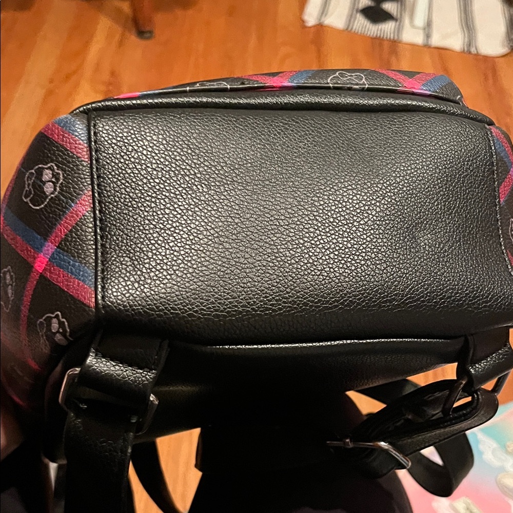 Monster High Black and Pink Backpack for Hot Topic - Picture 4 of 7